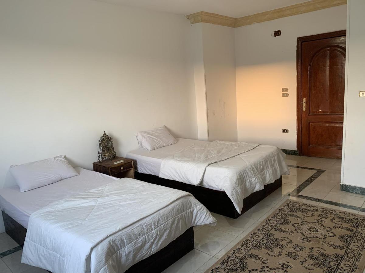 King Khufu Pyramids View Hotel Kafret el-Gabal Exterior foto