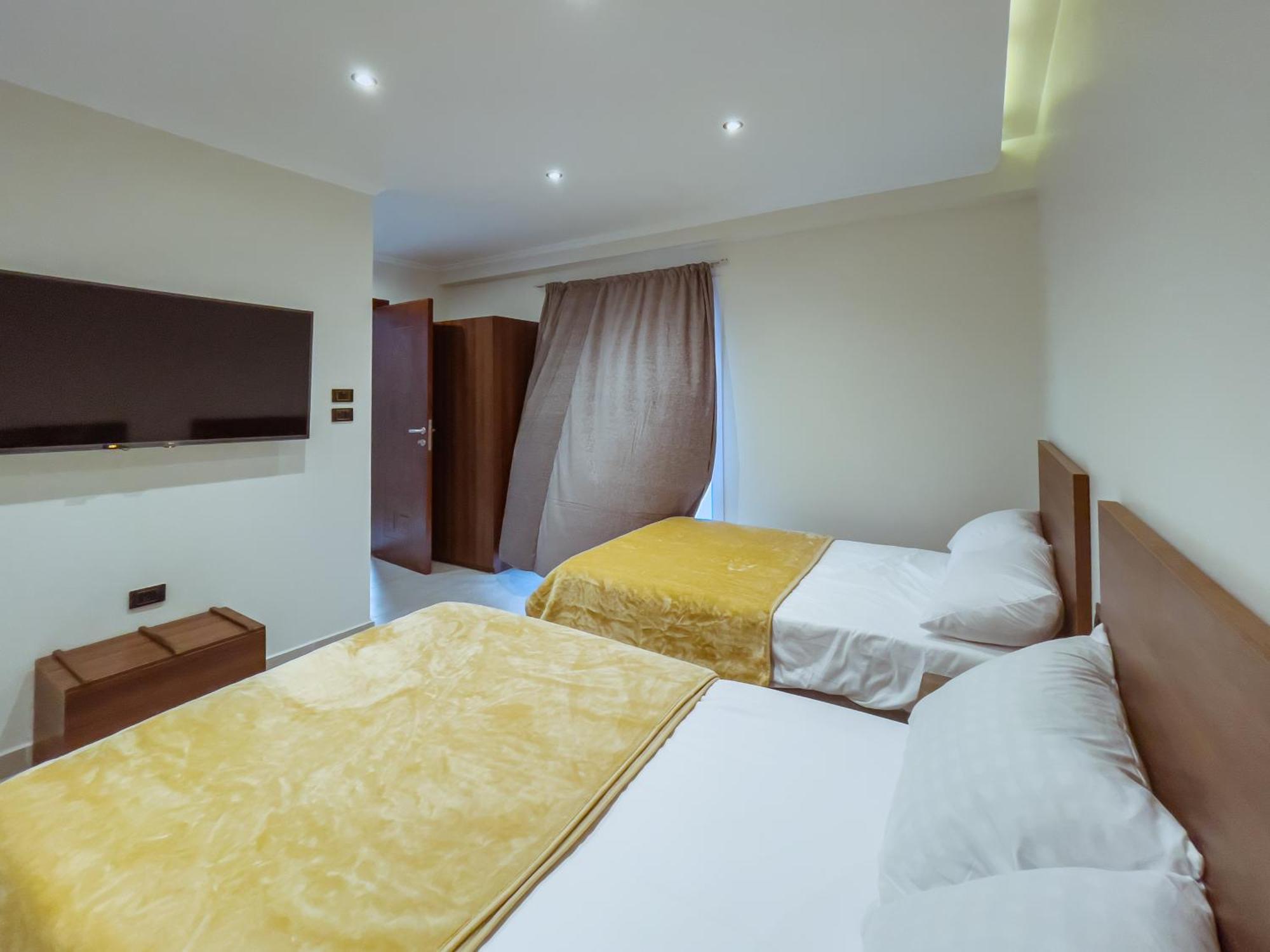 King Khufu Pyramids View Hotel Kafret el-Gabal Habitación foto