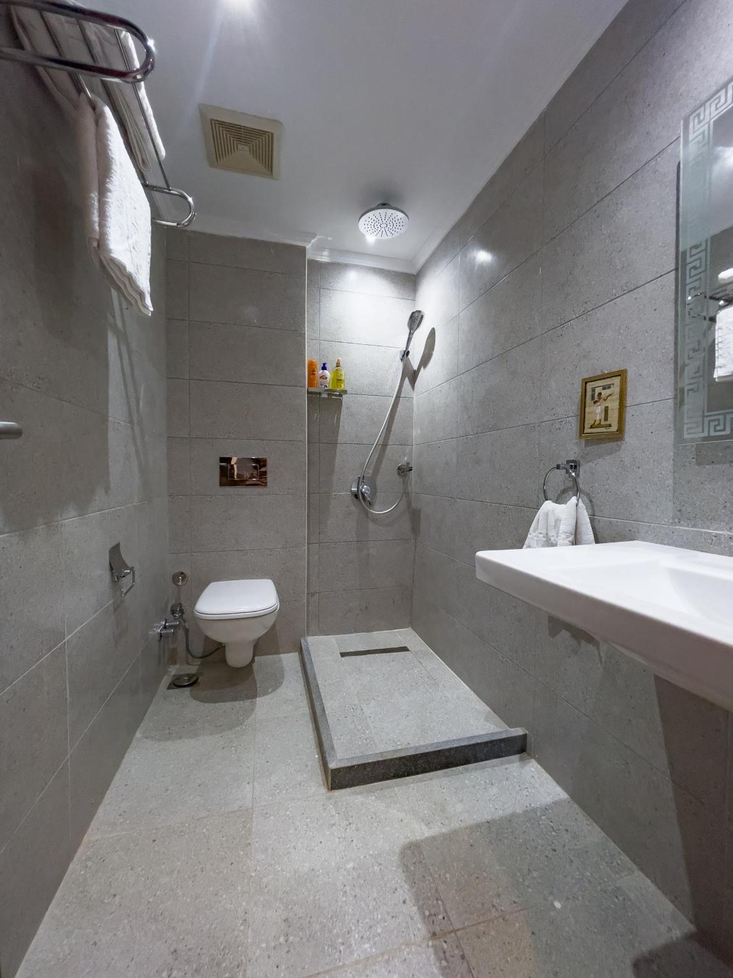 King Khufu Pyramids View Hotel Kafret el-Gabal Habitación foto